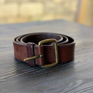 Beautiful vintage Structure Italian Leather belt SZ: 36, Good used condition